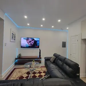 https://charming-art-like-condo-iii-private-room-a-iii-montreal.hotels-in-montreal.org