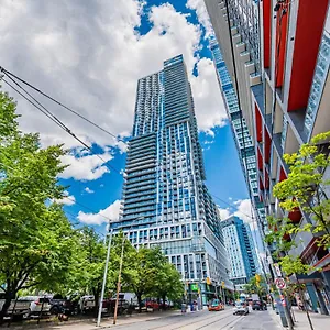  Guest house Luxury 2 Bedroom High Floor Close To Eaton Center