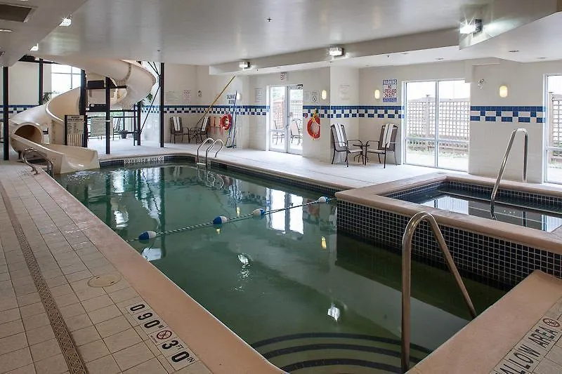 Fairfield Inn & Suites By Marriott Toronto Brampton 3*,  Canada