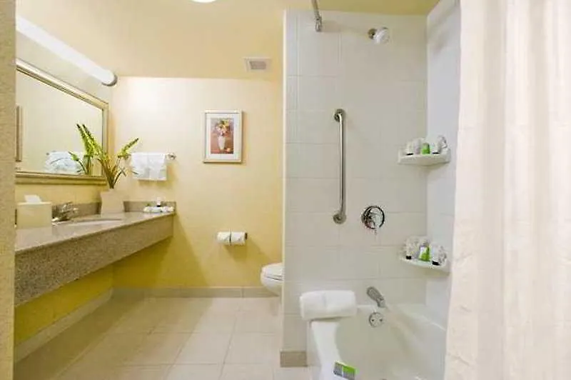 Fairfield Inn & Suites By Marriott Toronto Brampton