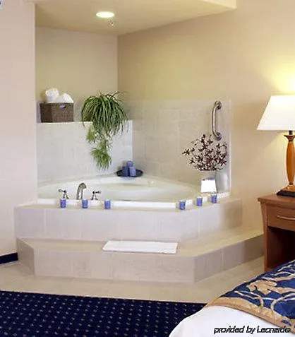 Fairfield Inn & Suites By Marriott Toronto Brampton Hotell