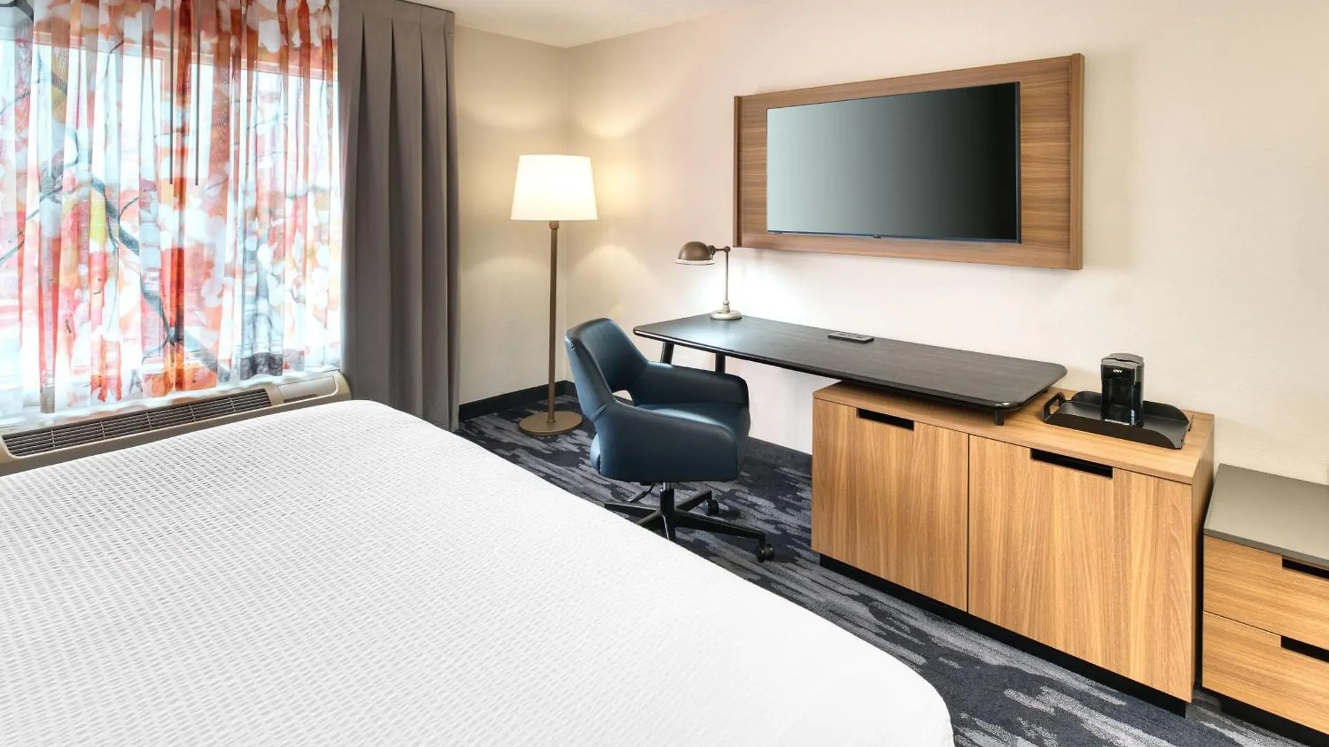 Fairfield Inn & Suites By Marriott Toronto Brampton
