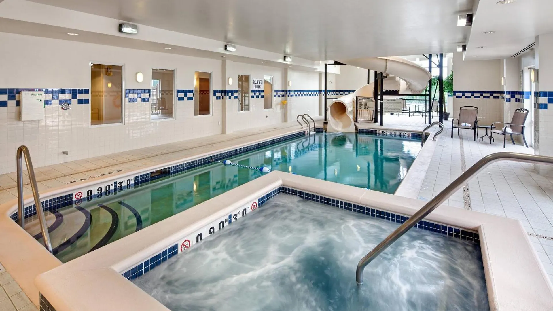 Fairfield Inn & Suites By Marriott Toronto Brampton Hotel