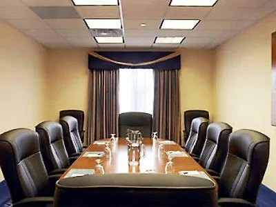 Fairfield Inn & Suites By Marriott Toronto Brampton 3*,